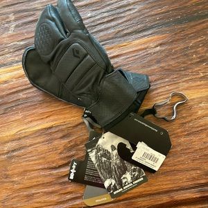 Black Diamond womens Spark Angel Finger Freeride Series Gloves